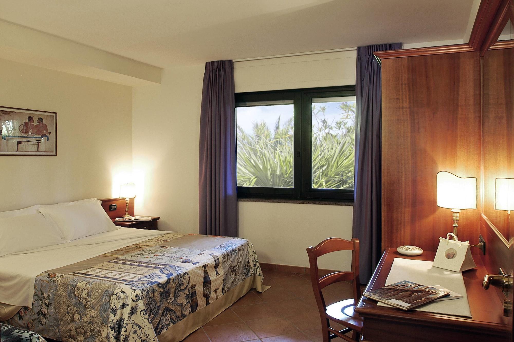 โอเลียนดรี รีสอร์ต เปสตุม Hotel เพสตุม ภายนอก รูปภาพ